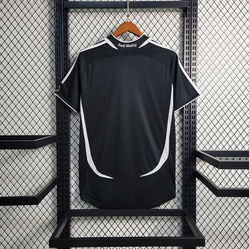 R Madrid extérieur 06/07