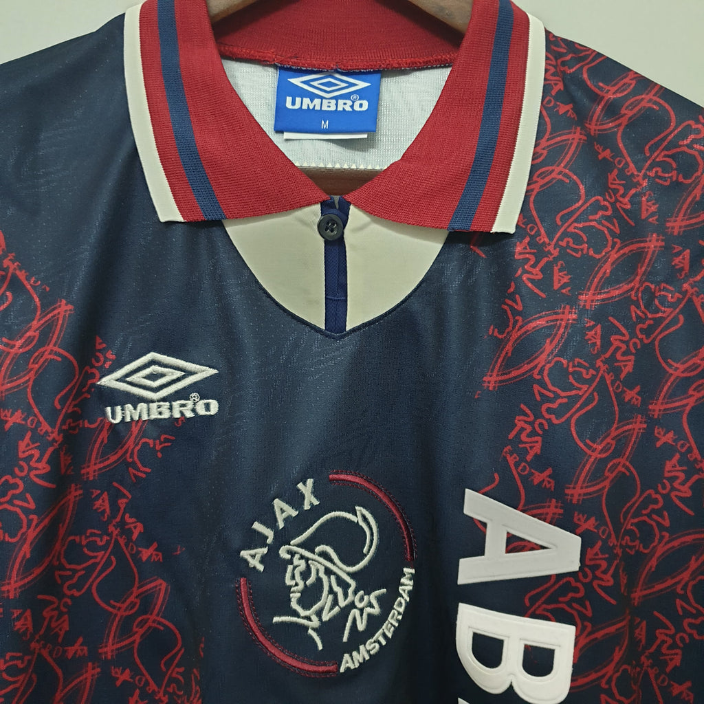 Ajax extérieur 1995